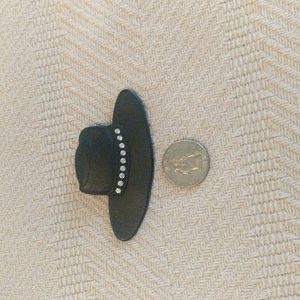 Hat pin